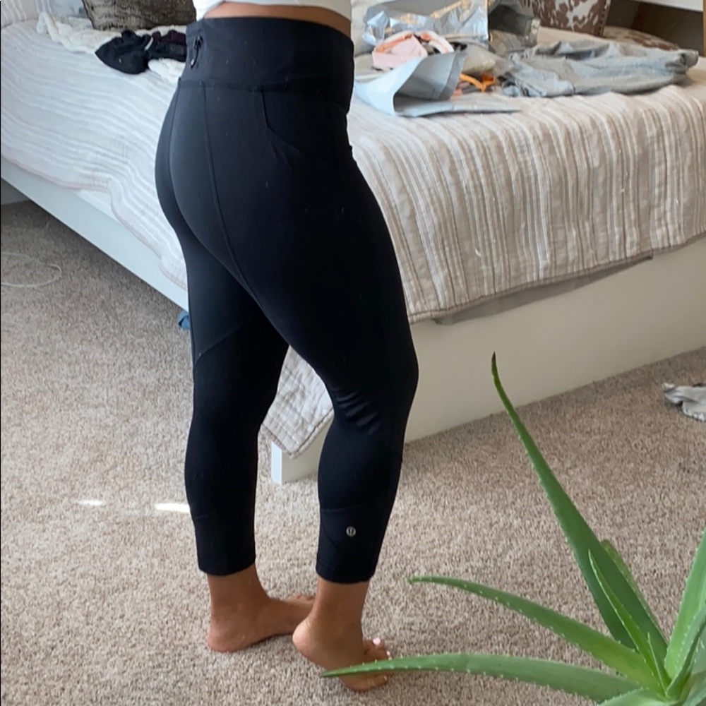 Lululemon black leggings